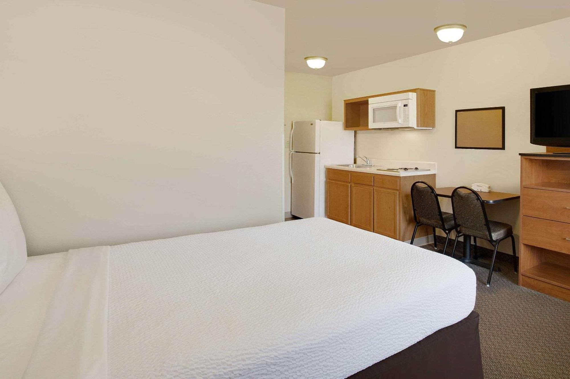 Woodspring Suites Richmond West I-64 Dumbarton Exteriér fotografie